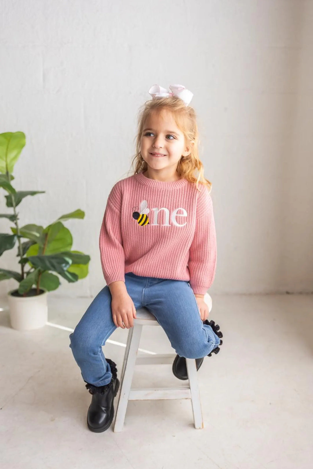 Bumble Bee ONE Sweater - First Birthday Outfit